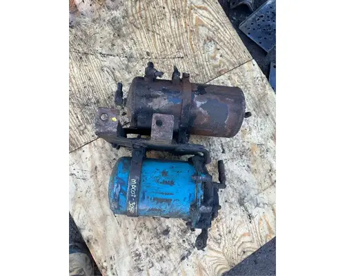 Mack RD690S Air Drier