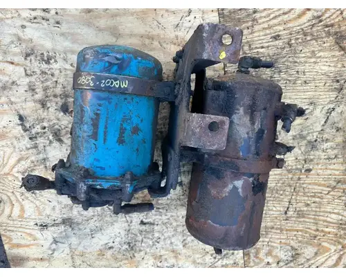 Mack RD690S Air Drier