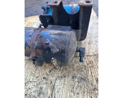 Mack RD690S Air Drier