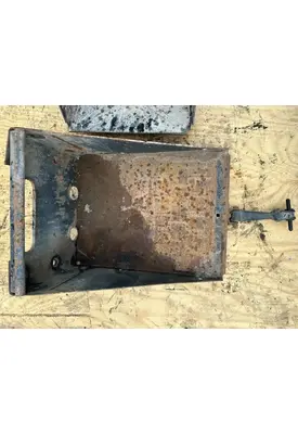 Mack RD690S Battery Box