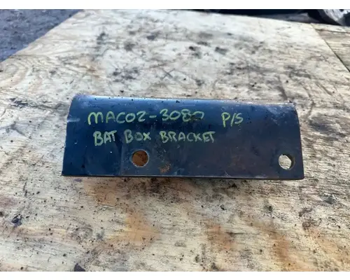 Mack RD690S Brackets, Misc.