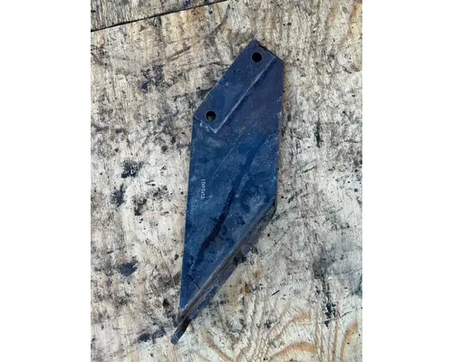 Mack RD690S Brackets, Misc.