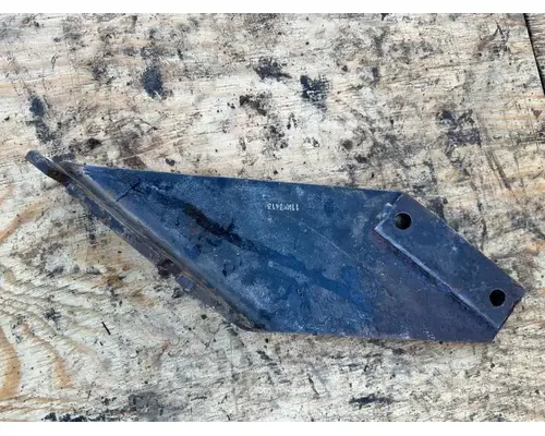 Mack RD690S Brackets, Misc.