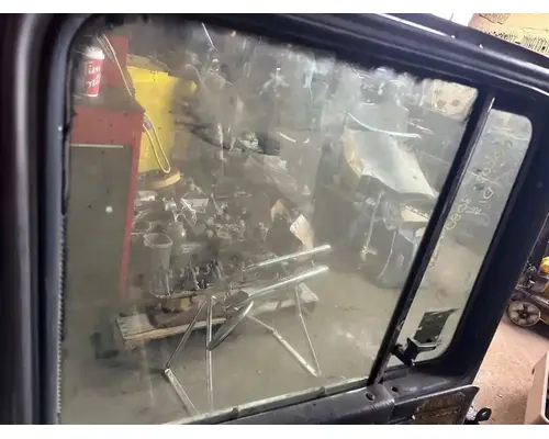 Mack RD690S Door Assembly, Front