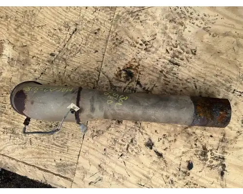 Mack RD690S Exhaust Pipe