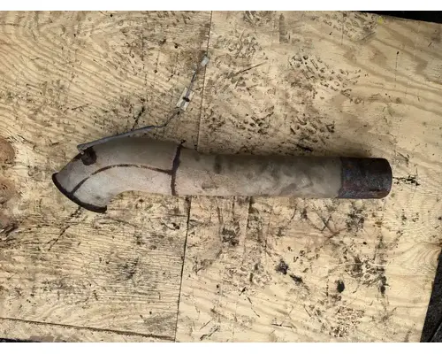Mack RD690S Exhaust Pipe