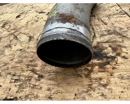 Mack RD690S Exhaust Pipe
