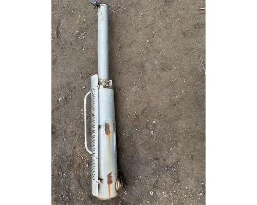 Mack RD690S Exhaust Pipe