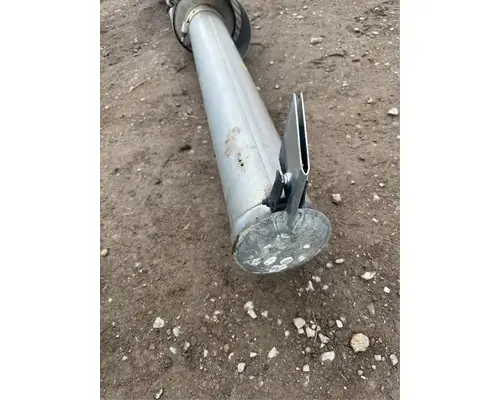 Mack RD690S Exhaust Pipe