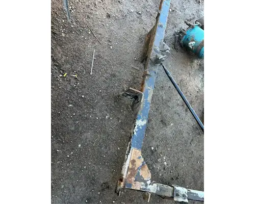 Mack RD690S Exhaust Pipe