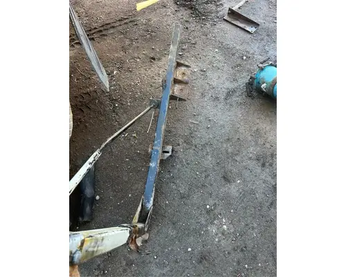 Mack RD690S Exhaust Pipe