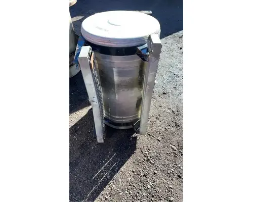 Mack RD690S Fuel Tank