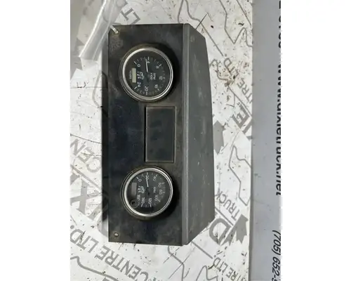 Mack RD690S Instrument Cluster