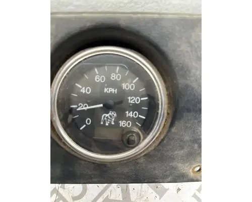 Mack RD690S Instrument Cluster