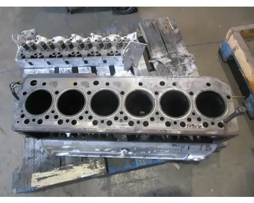 Mack RENAULT Cylinder Block