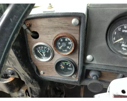 Mack RL600 Dash Panel