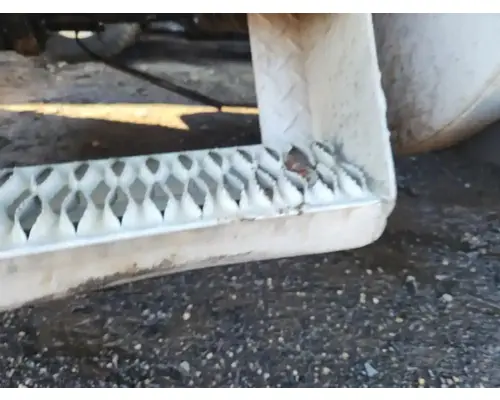 Mack RS686LST Battery Box