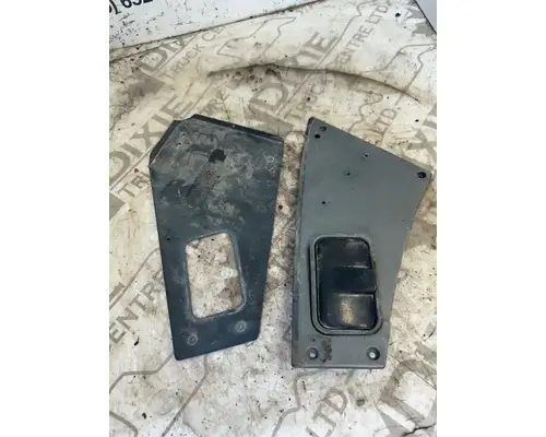 Dash Assembly Mack RB688S Dixie Truck Centre