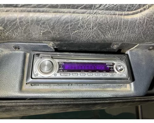 Radio Mack RD600 Vander Haags Inc Sf