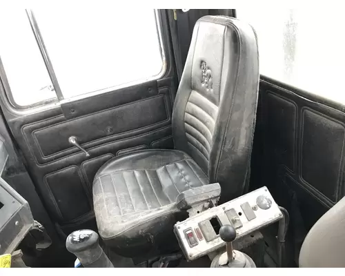 Seat, Front Mack RD600 Vander Haags Inc Cb