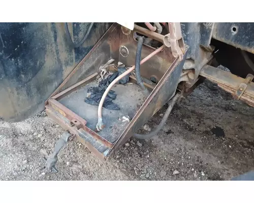 Battery Box Mack RD685S Complete Recycling Group LLC