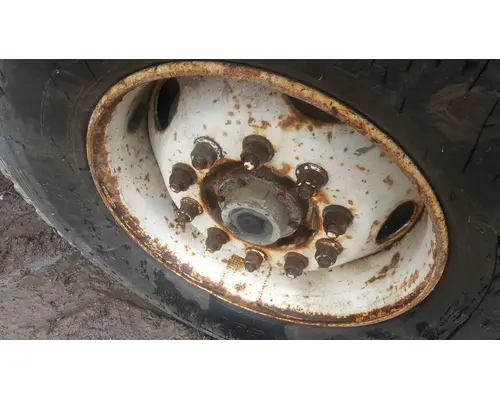 Axle Assembly, Front (Steer) Mack RD688S Casey's Truck Salvage World