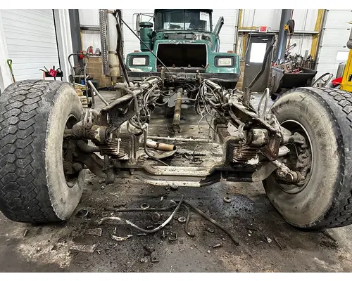 Axle Beam (Front) MACK RD688S Dutchers Inc   Heavy Truck Div  Ny