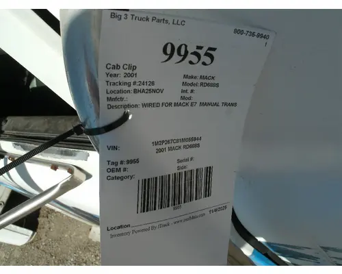 Cab MACK RD688S Big 3 Truck Parts, LLC