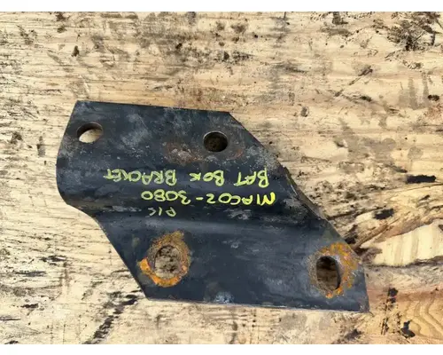 Brackets, Misc. Mack RD690S Dixie Truck Centre