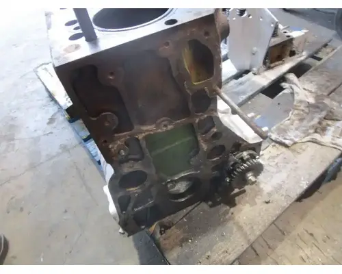 Mack Renault Cylinder Block