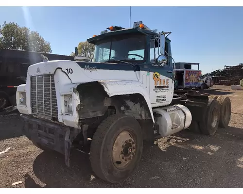 Cab MACK RM686S Wilkins Rebuilders Supply