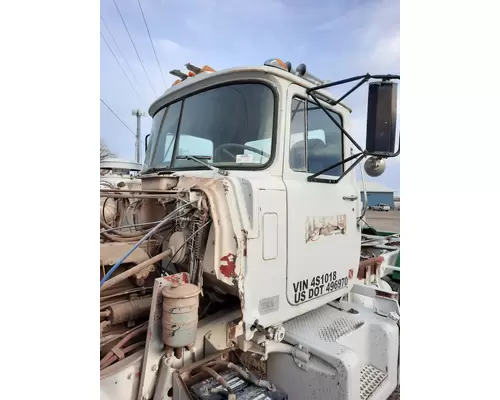 Cab MACK RS767 LKQ KC Truck Parts Billings