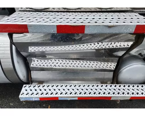 Mack TD713 DPF (Diesel Particulate Filter)