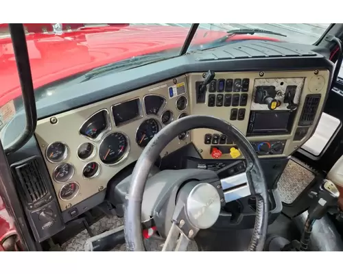 Mack TD713 Dash Assembly