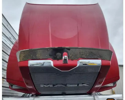 Mack TD713 Hood
