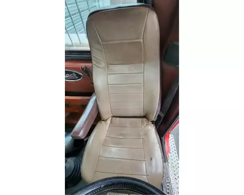 Mack TD713 Seat, Front