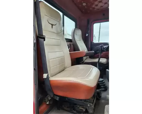 Mack TD713 Seat, Front