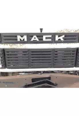 Mack TRUCK Grille