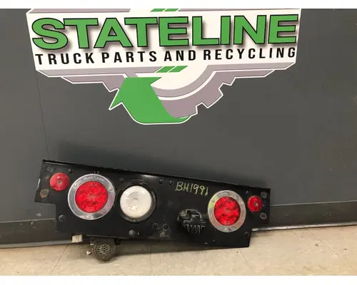 Tail Panel MACK TAIL LIGHT PANEL Stateline Truck Parts And Recycling Inc