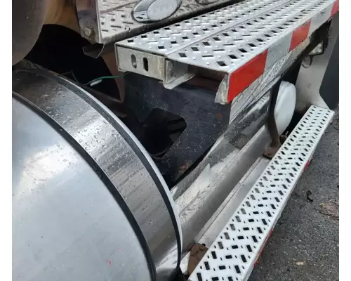 DPF (Diesel Particulate Filter) Mack TD713 Complete Recycling Group LLC