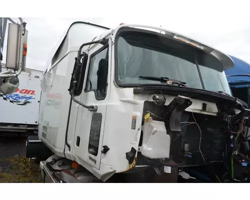 Cab MACK VISION Dutchers Inc   Heavy Truck Div  Ny