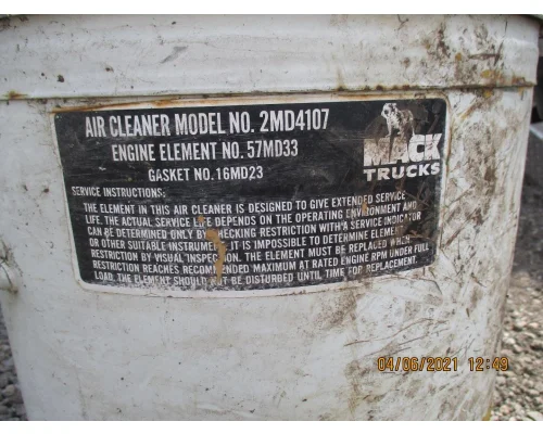 Mack  Air Cleaner