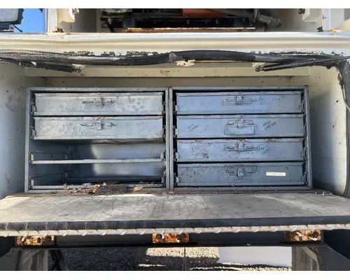 Maintainer 4300 Box  Bed