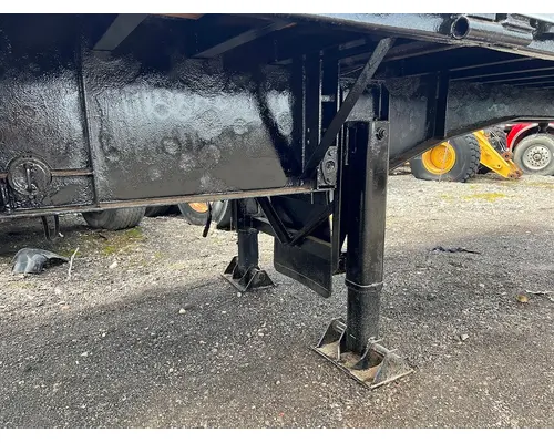 Manac FlatBed Complete Vehicle