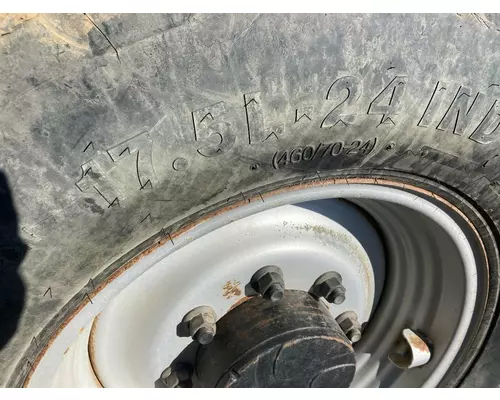 Manitou MLT840-115 Equip Tire and Rim