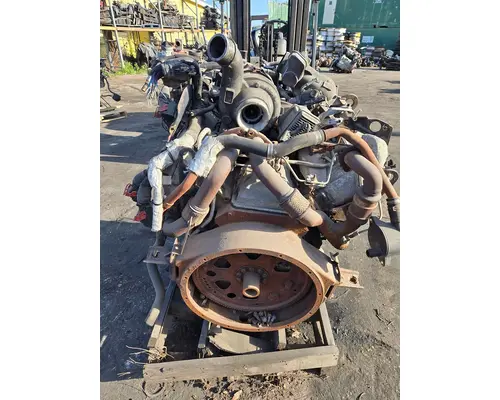 MaxxForce 7 Engine Assembly