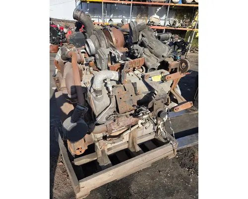 MaxxForce 7 Engine Assembly