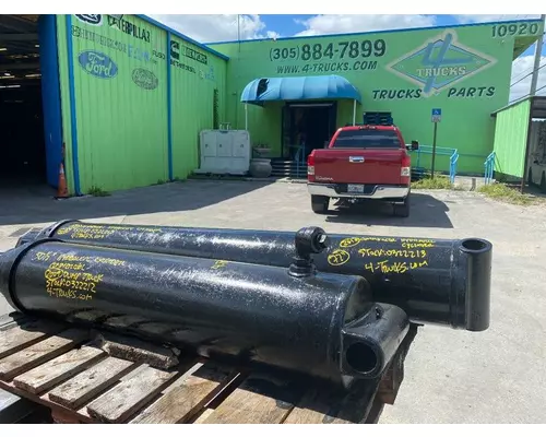 Hydraulic Piston/Cylinder MCI 102A3 INTERCITY 4-trucks Enterprises LLC