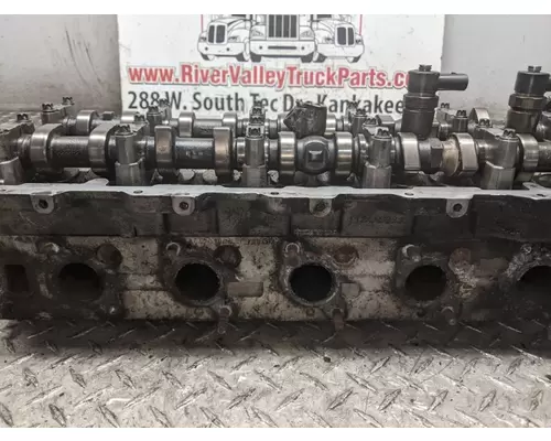 Mercedes 2.7L Cylinder Head