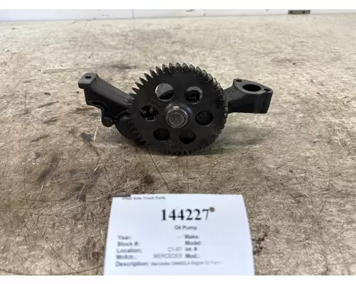 Oil Pump MERCEDES 5421810301 West Side Truck Parts